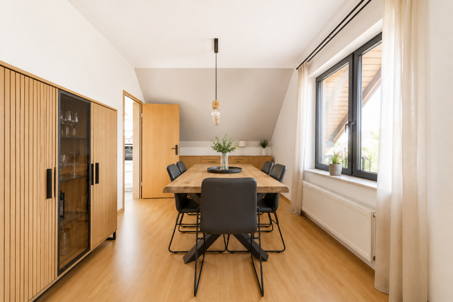 Wohnzimmer 3 DG Dachgeschosswohnung Maikammer