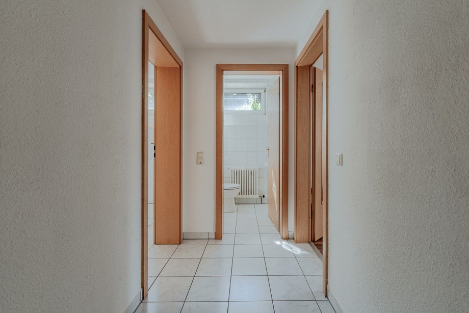 EG Flur1 Mehrfamilienhaus Deidesheim