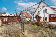 Hof2 Kleines Eigenheim mit Herz und Potenzial