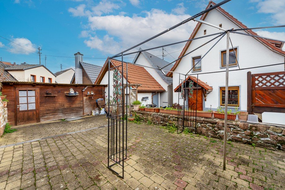 Hof2 Einfamilienhaus Albersweiler