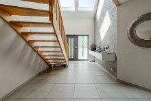 Eingang2 EG Junges, exklusives Einfamilienhaus mit Traumgarten in exponierter, gesuchter Randlage