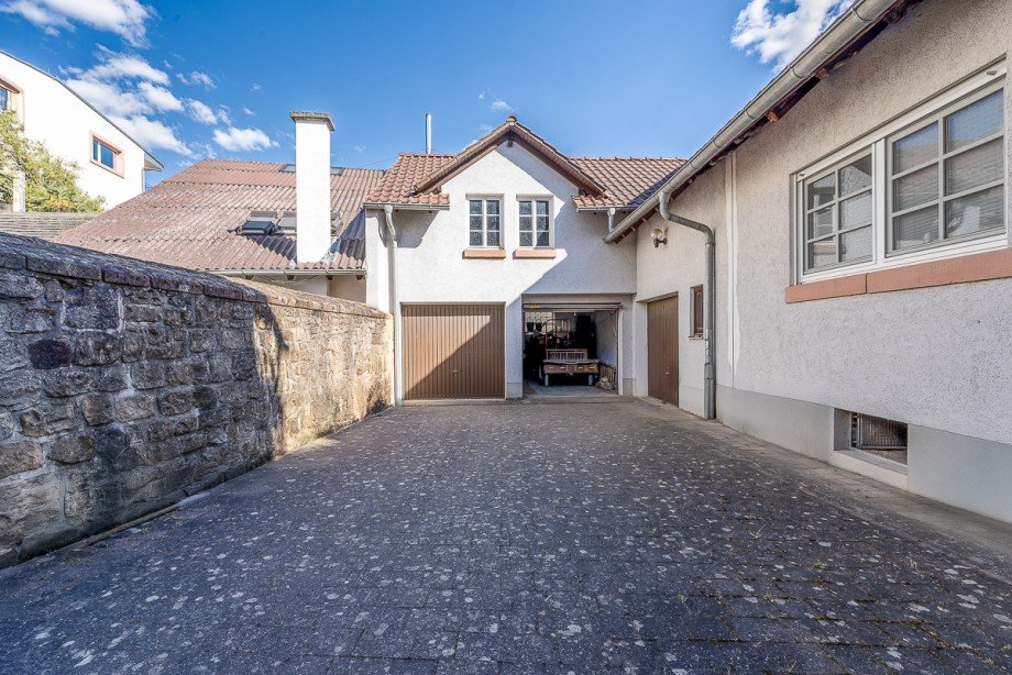 Hof1 Mehrfamilienhaus Deidesheim