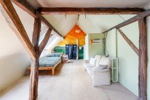 DG Studio Charmantes EFH mit Innenhof & Dachterrasse in Toplage Haardt � Ausbaupotenzial inklusive