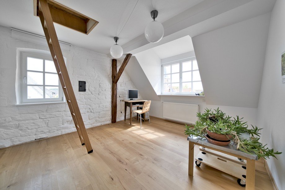 G�stezimmer DG Hauptwohnung Mehrfamilienhaus Neustadt