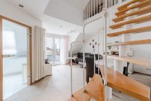 Wohnzimmer 2 Charmante Eigentumswohnung mit ausgebautem Spitzboden