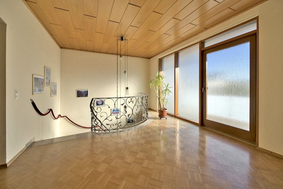 Flur OG Haus Kirrweiler