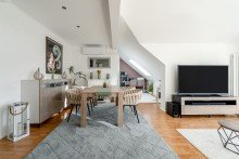 Wohnen1 Stilvolle Dachgeschosswohnung mit Blick auf die Haardt in Maikammer