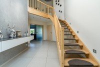 Bild (4892d784dcceb915b652daed3444633f): Junges, exklusives Einfamilienhaus mit Traumgarten in exponierter, gesuchter Randlage