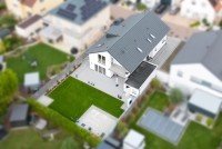 Bild (4c7407936450d5ccf0ad9c1a1010e050): Neuwertiges Traumhaus mit separater Einliegerwohnung