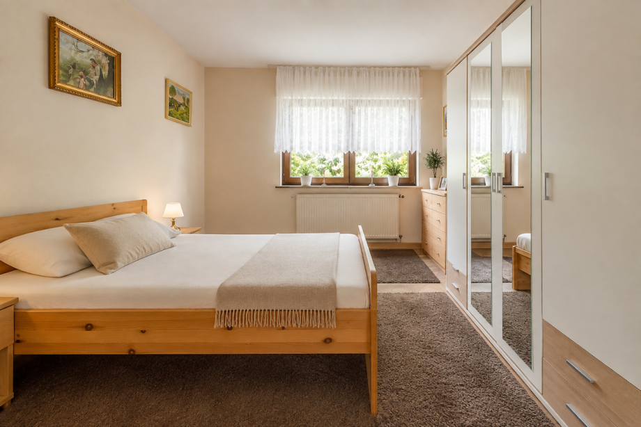 EG Schlafzimmer Einfamilienhaus Billigheim-Ingenheim