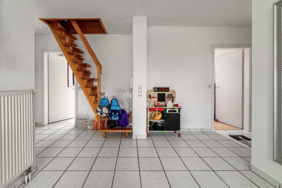 Flur3 Wohnung Ha�loch