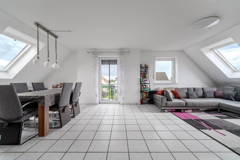 Wohnzimmer Haßloch Wohnung Großzügige Eigentumswohnung in ruhiger Lage von Haßloch