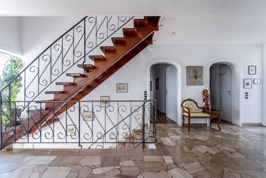 Flur Eingangsbereich Mehrfamilienhaus W�rth