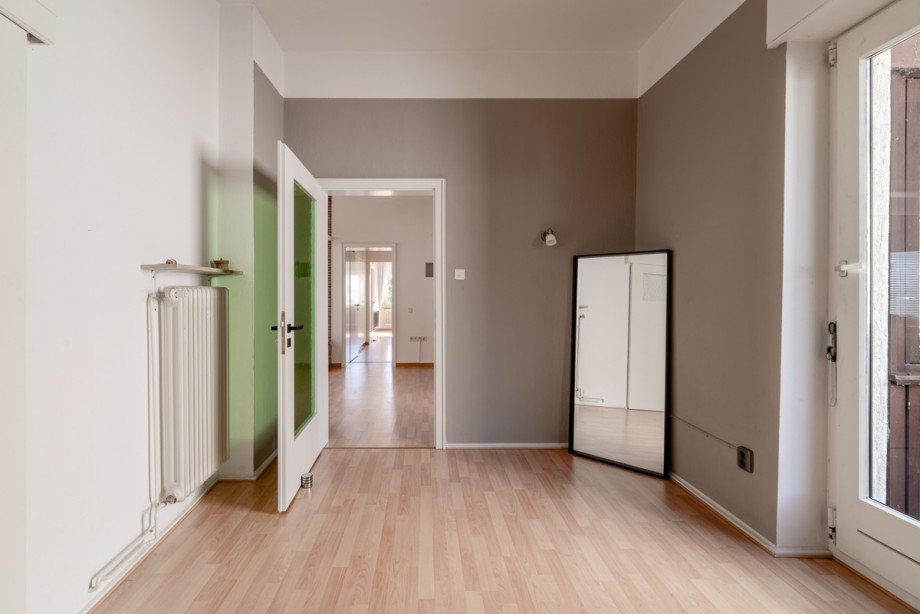 Eingang Durchgangszimmer Wohnung1 Haus Neustadt