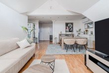 Wohnen3 Stilvolle Dachgeschosswohnung mit Blick auf die Haardt in Maikammer