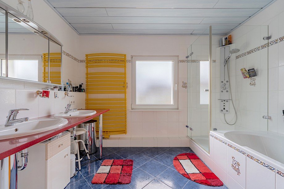 Bad 1.OG Haus Mannheim