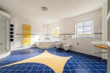 Bad OG1 Attraktives Reihenhaus mit Pool und Garage
