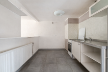 K�che1 Charmantes EFH mit Innenhof & Dachterrasse in Toplage Haardt � Ausbaupotenzial inklusive