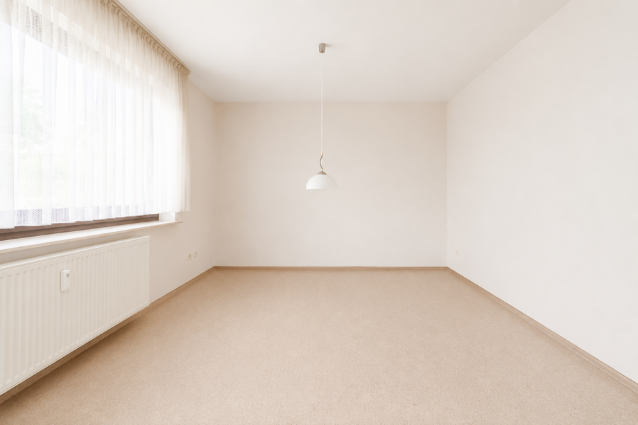 Zimmer 2 WG UG Dachgeschosswohnung Maikammer