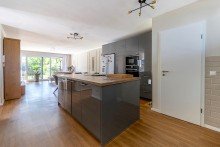K�che2 Moderne Neubauwohnung mit gro�em Garten in attraktiver Wohnlage