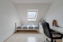 Kind 3 Charmante Eigentumswohnung mit ausgebautem Spitzboden