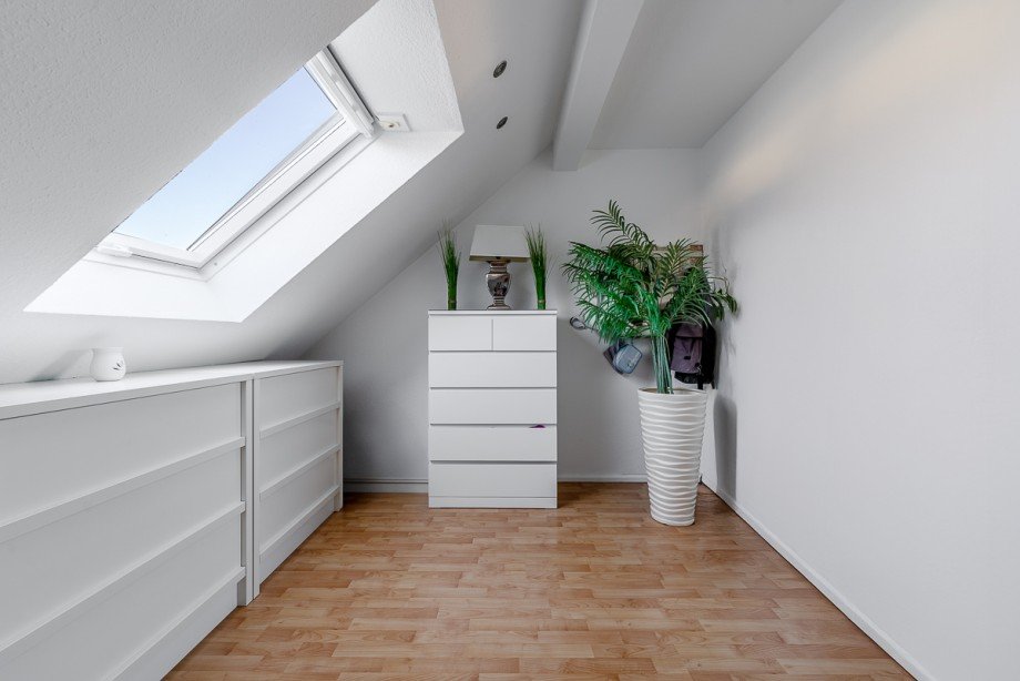 Zimmer3 Dachgeschosswohnung Maikammer