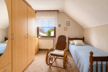 DG Kind2 Freistehendes Einfamilienhaus in idyllischer Lage mit viel Gestaltungspotenzial