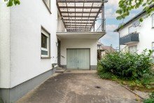 Garage Renovierungsbed�rftiges Einfamilienhaus in Leimersheim