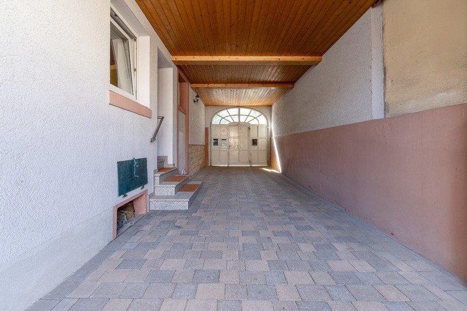 Hof2 Mehrfamilienhaus Deidesheim