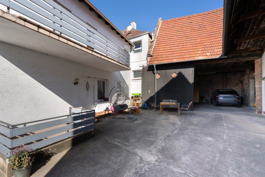 Hofansicht linkes Haus Haus Edesheim