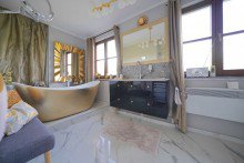 15 Charmante Villa aus den 30 er-Jahren mit sensationeller Aufteilung