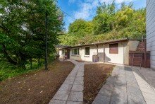 Werkstatt Wohnhaus mit Nebengeb�ude, Apartment und traumhafter Aussichtslage in Lambrecht