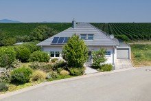 Ansicht1 Junges, exklusives Einfamilienhaus mit Traumgarten in exponierter, gesuchter Randlage