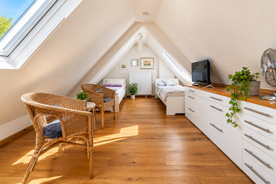 Wohnung2 Dachgeschoss Haus Neustadt