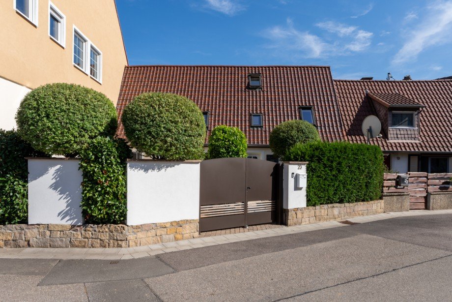 Ansicht 1 KH Doppelhaush�lfte Landau