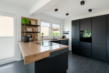 K�che Modernes Einfamilienhaus mit Top-Energieeffizienz und gro�z�gigem Wohnkonzept