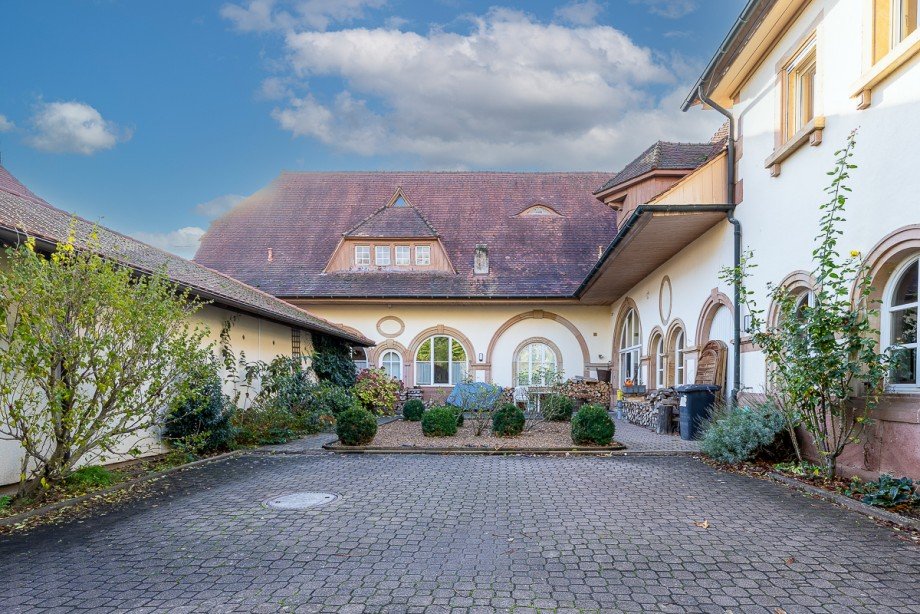 PKW Stellpl�tze Maisonettewohnung Edesheim