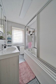 Bad Helle Erdgeschosswohnung mit 2 PKW-Stellpl�tzen in stadtnaher Lage
