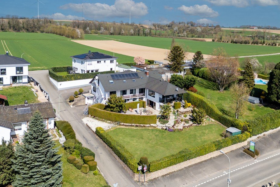 Luftaufname 3 Mehrfamilienhaus W�rth